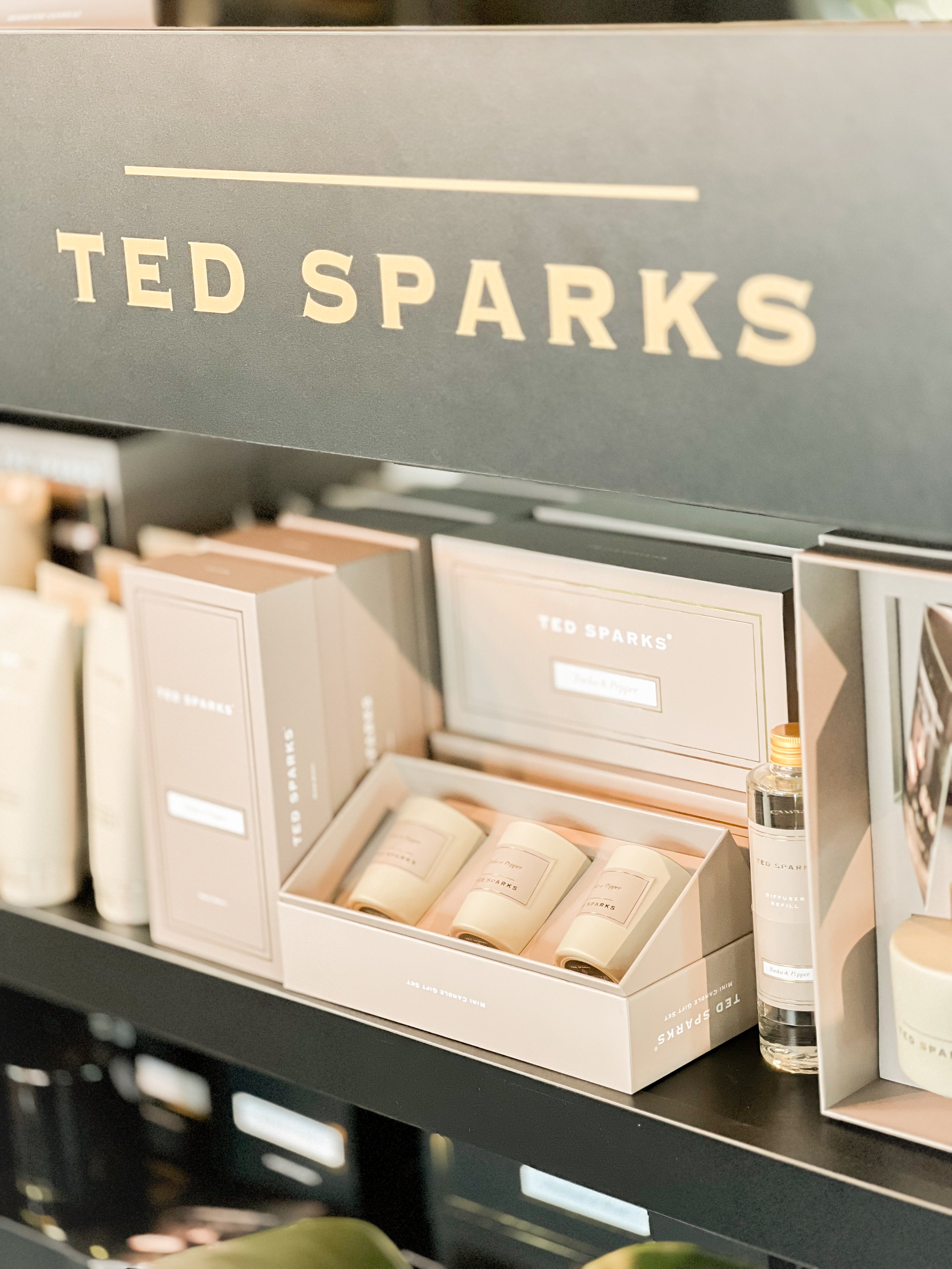 TED SPARKS - Mini Candle Gift Set - Tonka & Pepper