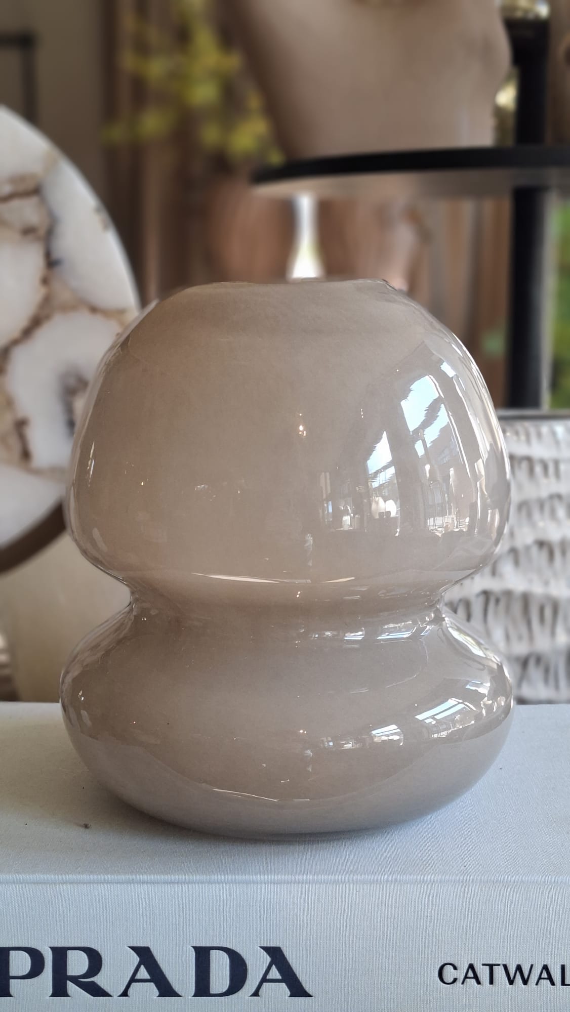 Glazen vaas Bubble rond taupe